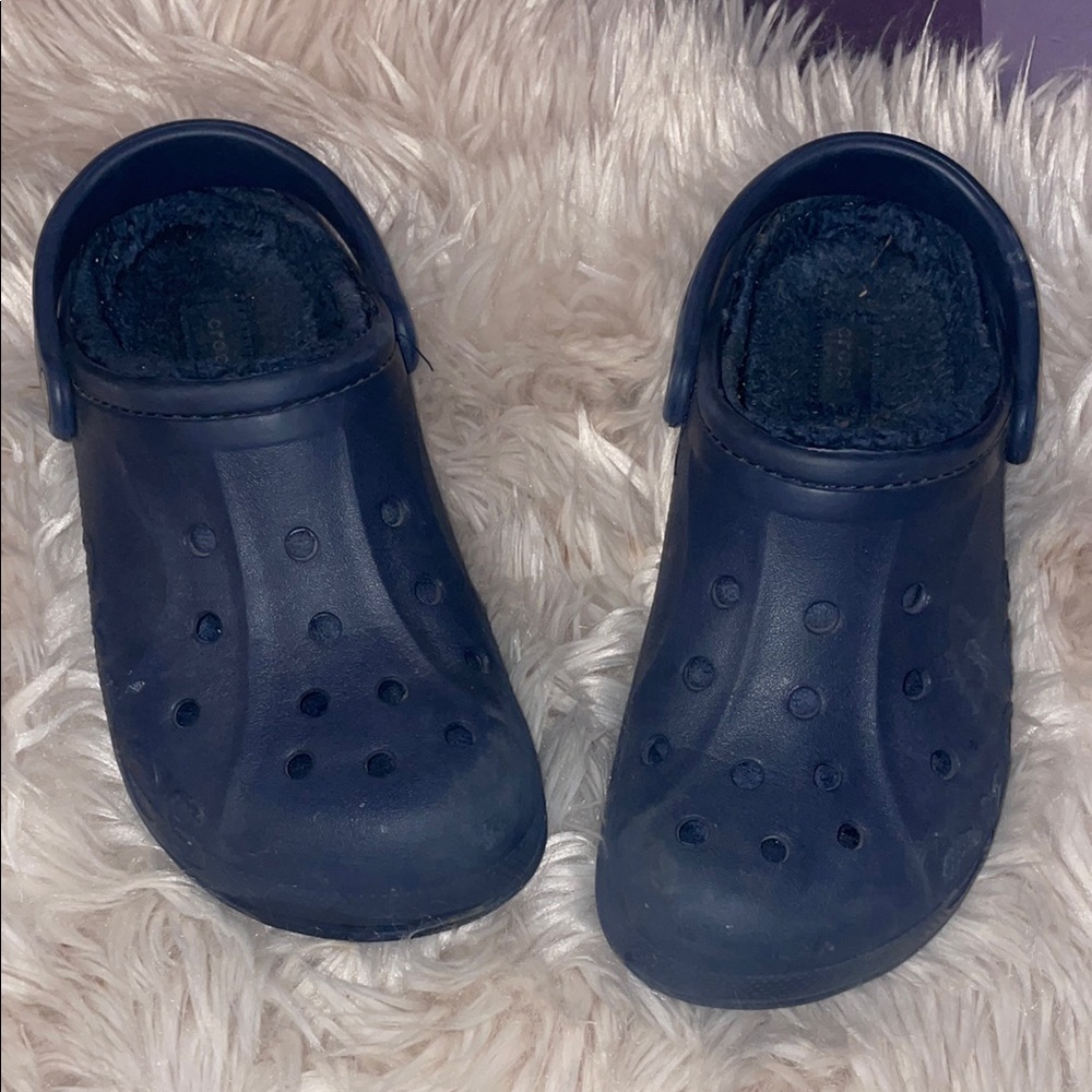 Mens/Womens Crocs with fur lining